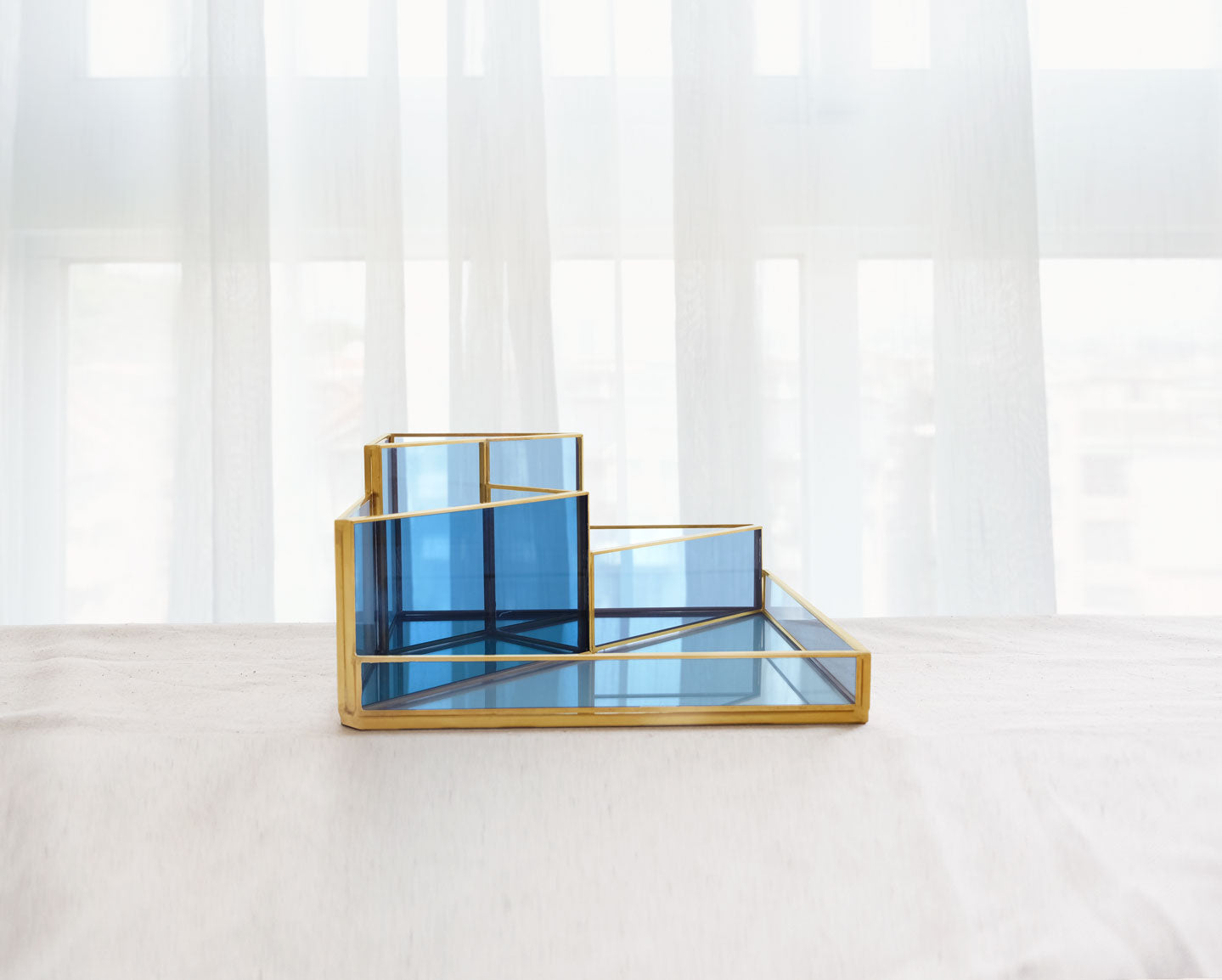 Decorative office organizer - clever office decoration as pencil containers, stationery holder or cosmetic organizers -The most beautiful home decor items and the best home decorating ideas at FONDAZZA.