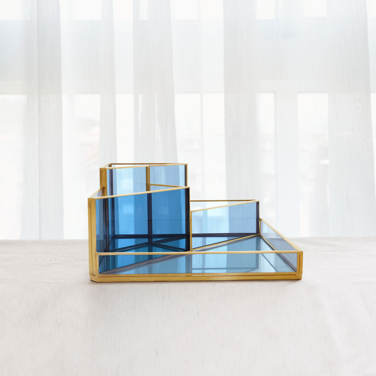 Decorative office organizer - clever office decoration as pencil containers, stationery holder or cosmetic organizers -The most beautiful home decor items and the best home decorating ideas at FONDAZZA.