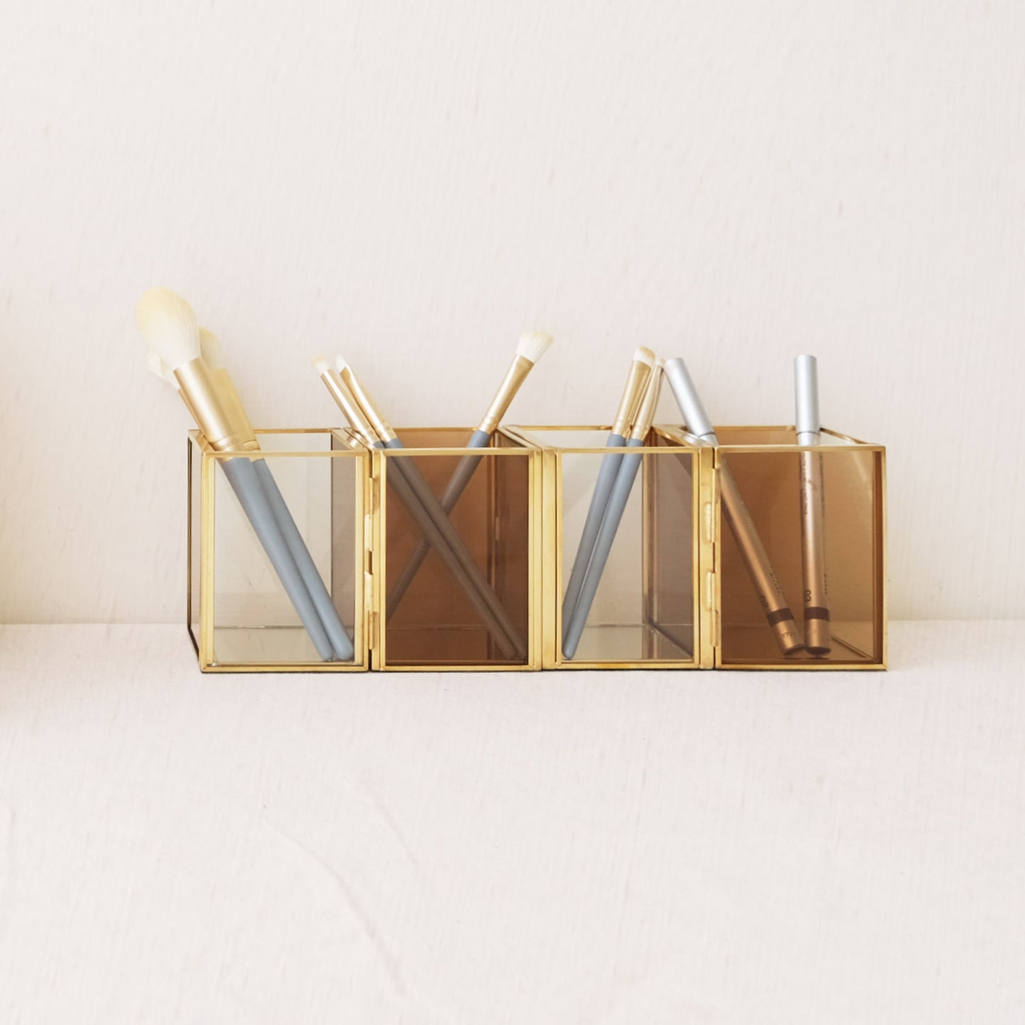 Amber Modulo Organizer
